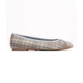 Queen Flat